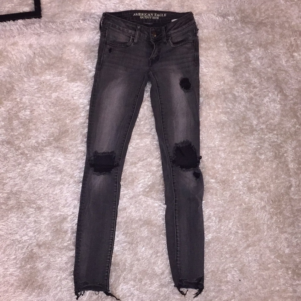 American eagle skinny jeans size 0.